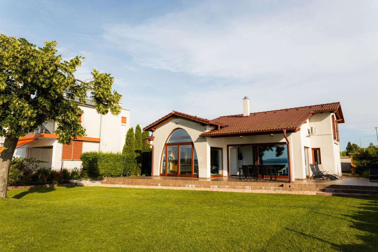 Ferienhaus Balaton View Balatonboglár